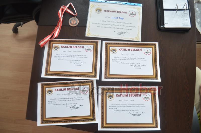 Paris Ortaokulu Matematik Olimpiyatlarında Ter Döktü