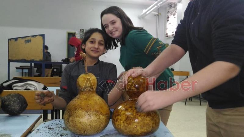 Paris Ortaokulunda Öğrencilerden Girişimci eğitim modeli