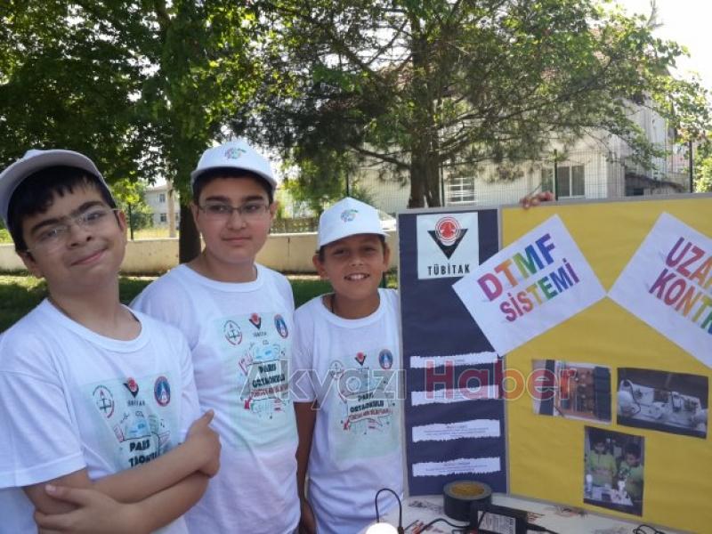 Paris Ortaokulunda TÜBİTAK 4006 Bilim Fuarı Düzenlendi