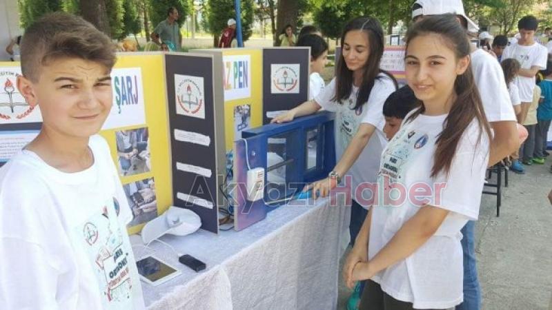 Paris Ortaokulunda TÜBİTAK 4006 Bilim Fuarı Düzenlendi