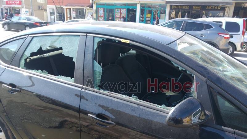 Park Halindeki Otomobil Kurşunlandı