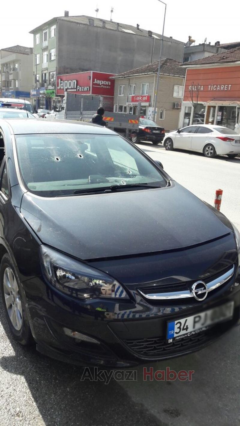 Park Halindeki Otomobil Kurşunlandı