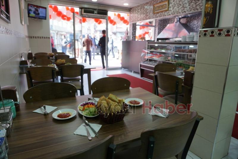 Paşa Köftecisi Törenle Açıldı