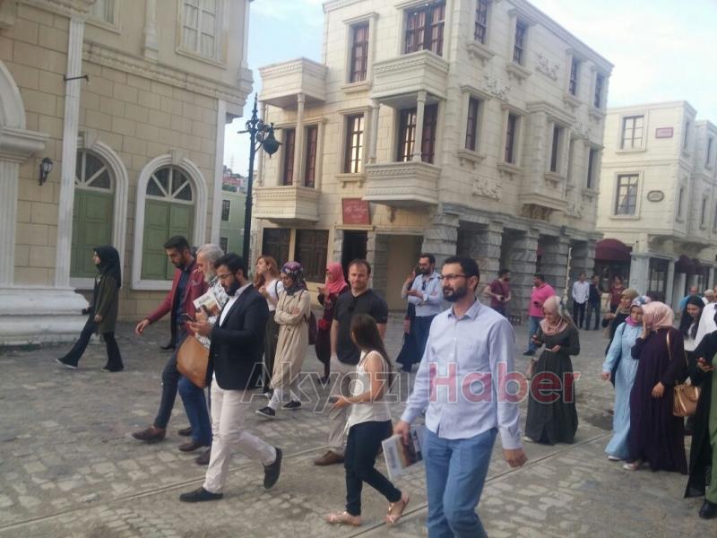 Payitaht Abdülhamid Dizisi Oyuncuları Akyazı Habere Açıklamada Bulundu