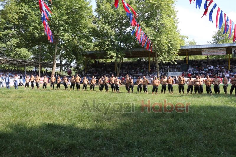 PAZAR GÜNÜ AKBALIK GÜREŞ MEYDANINDA BULUŞUYORUZ