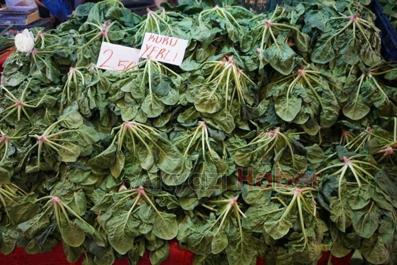 Pazarda Ramazan yoğunluğu başladı