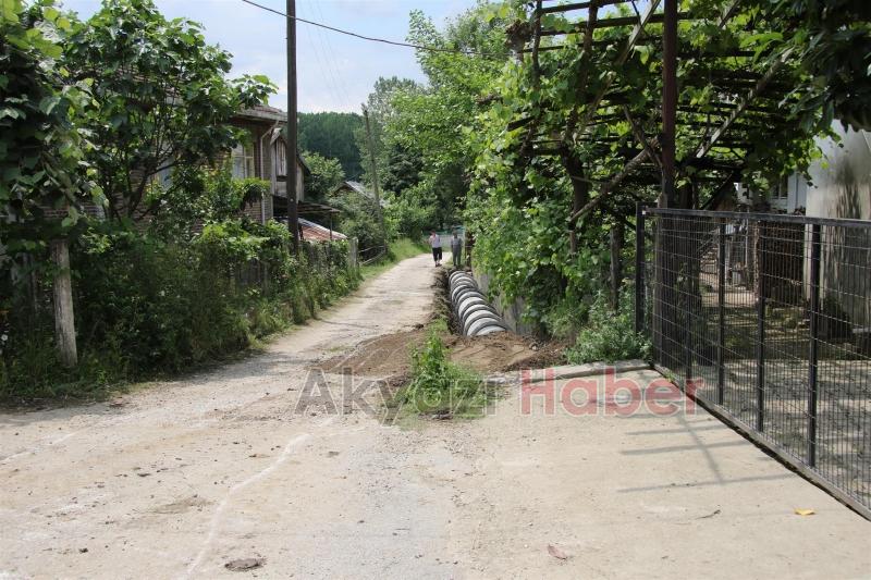 Pazarköy Türbe Sokakta Yağmur Suları Kontrol Altında
