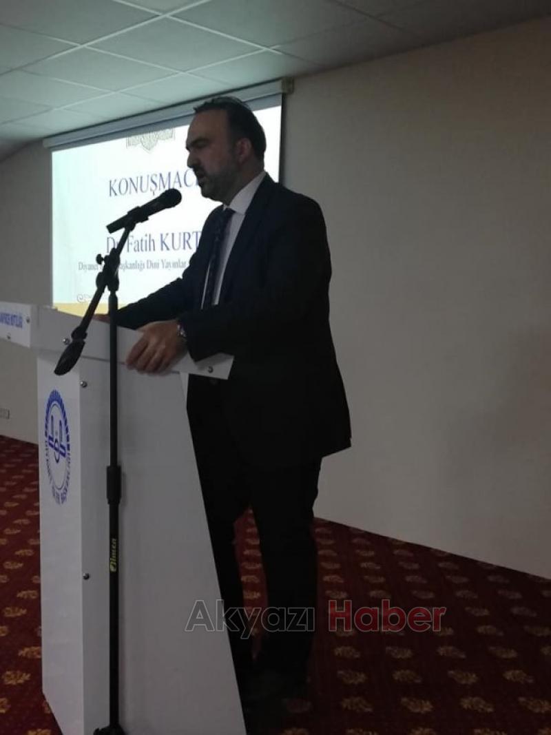 Peygamber Sevgisi salona sığmadı 