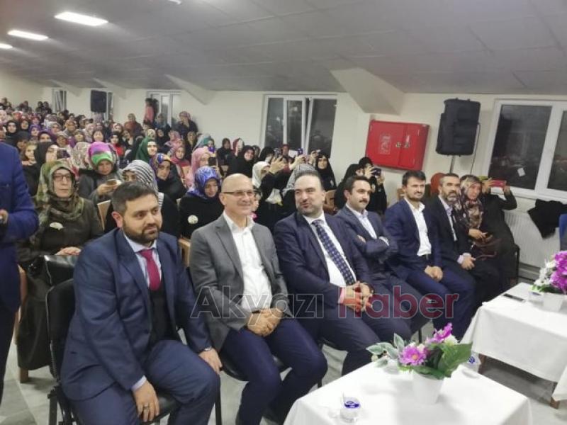 Peygamber Sevgisi salona sığmadı 