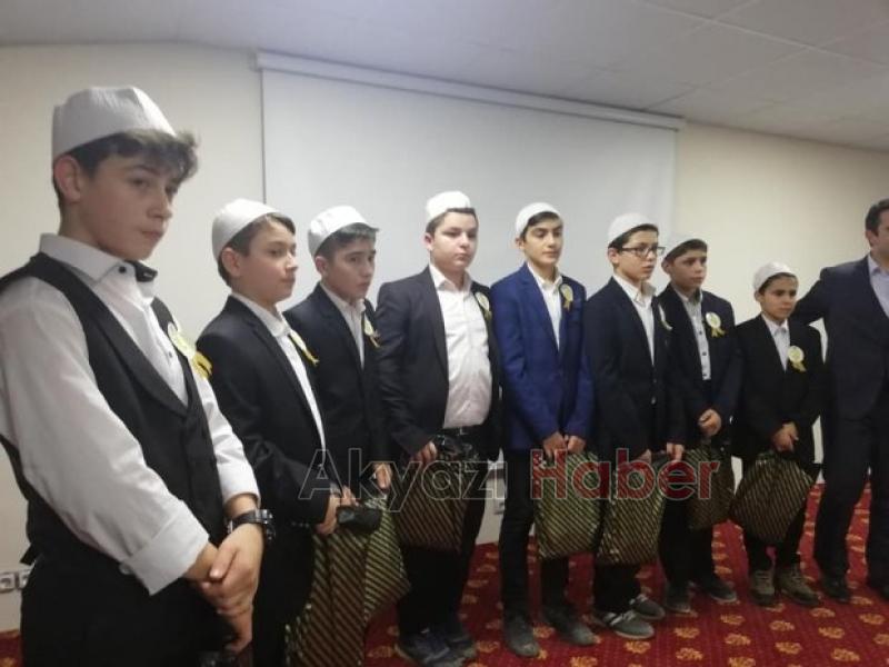 Peygamber Sevgisi salona sığmadı 