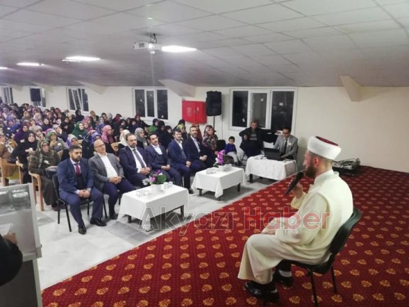 Peygamber Sevgisi salona sığmadı 