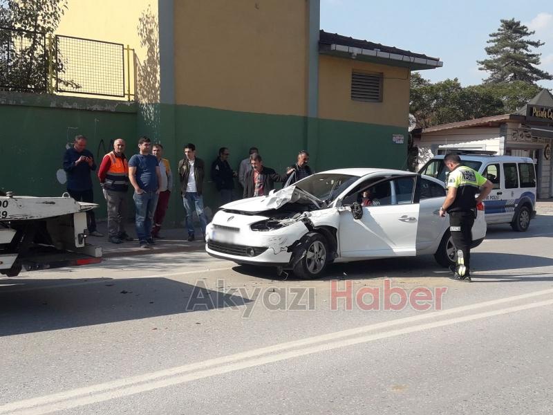 PİKABA ARKADAN ÇARPTI