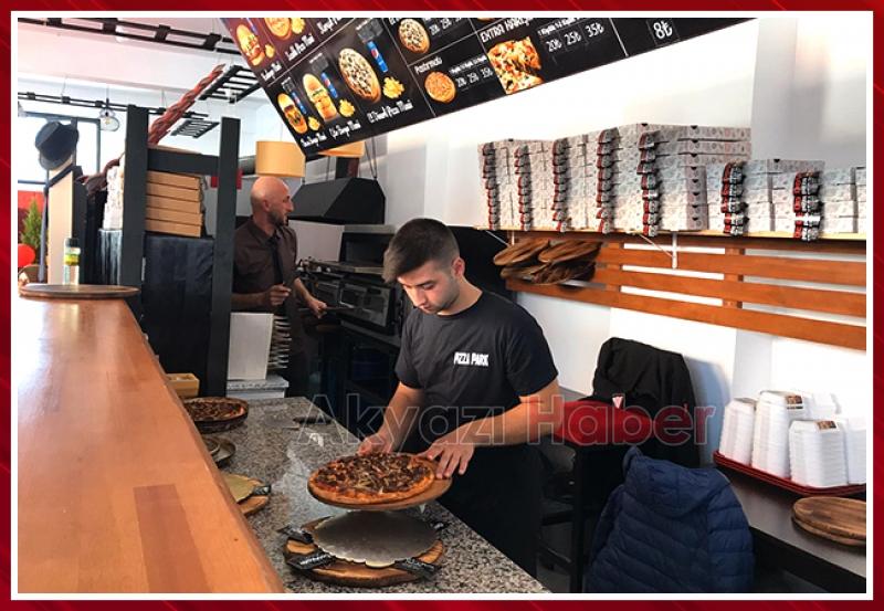 Pizza Park Dualarla Açıldı