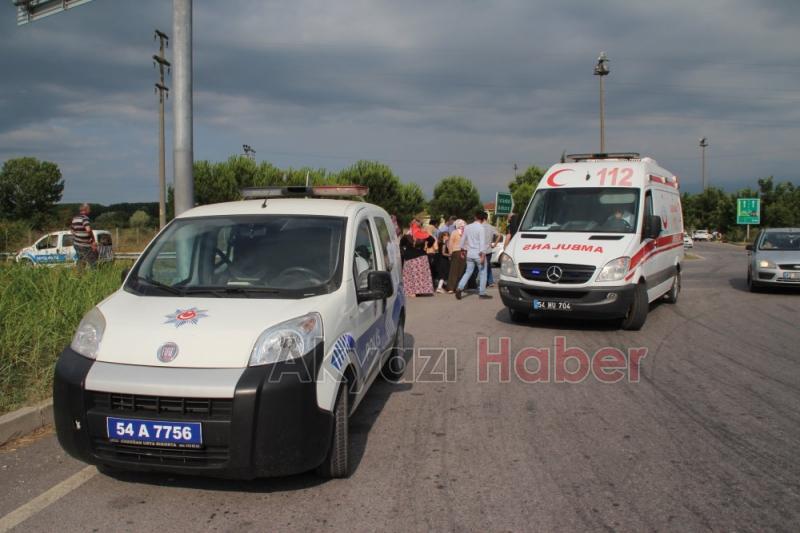 Polis aracı kaza yaptı