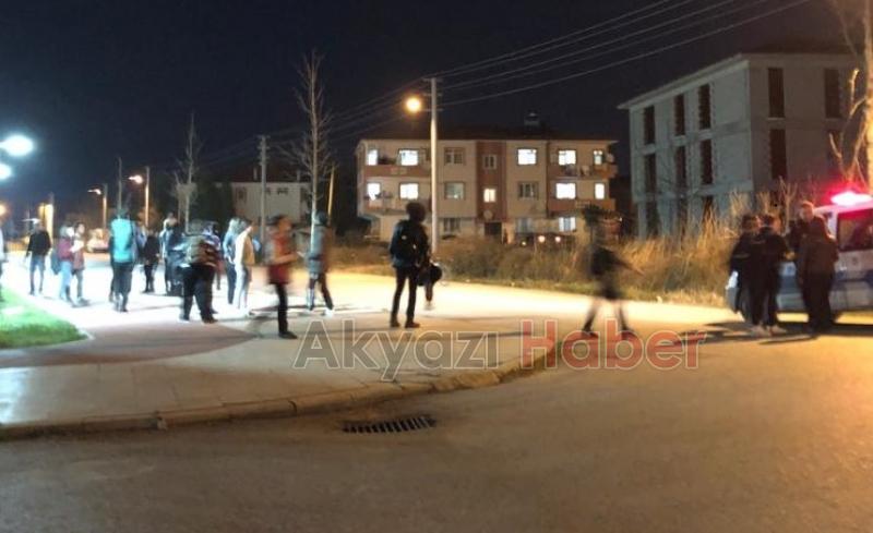 Polis gençlerin kavgasına biber gazıyla müdahale etti