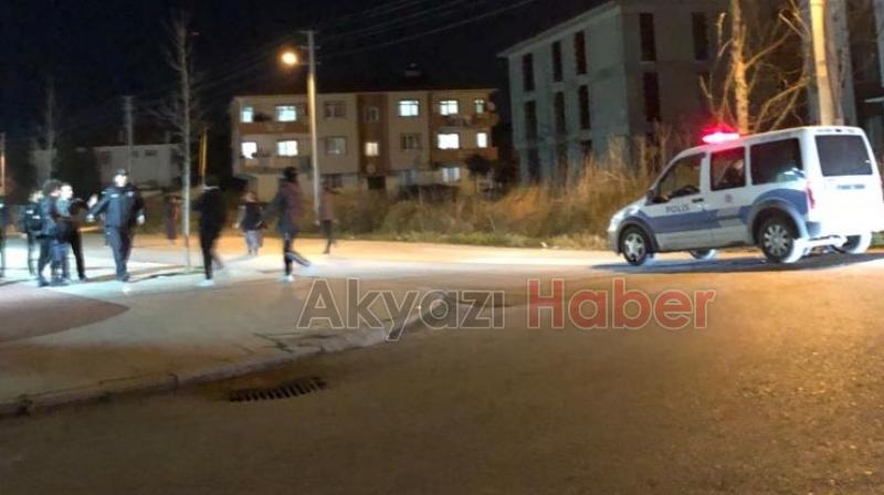 Polis gençlerin kavgasına biber gazıyla müdahale etti