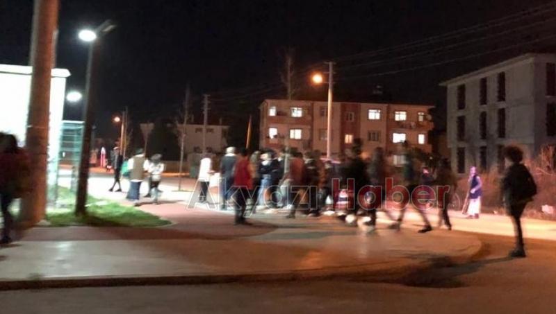 Polis gençlerin kavgasına biber gazıyla müdahale etti