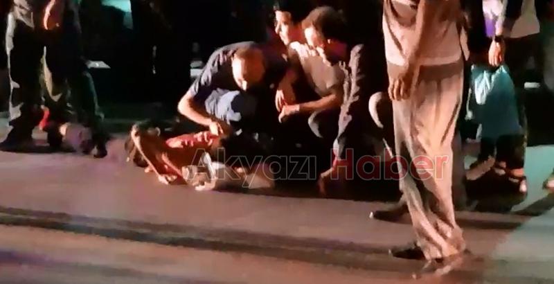 Motosiklet Yayaya Çarpıp Kaçtı