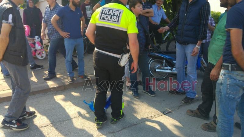 Polisten Kaçan Motosiklet Otomobile Çarptı