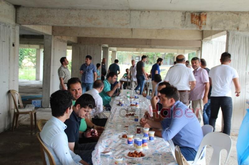 Rabia Evlerinde Yemek Ziyafeti