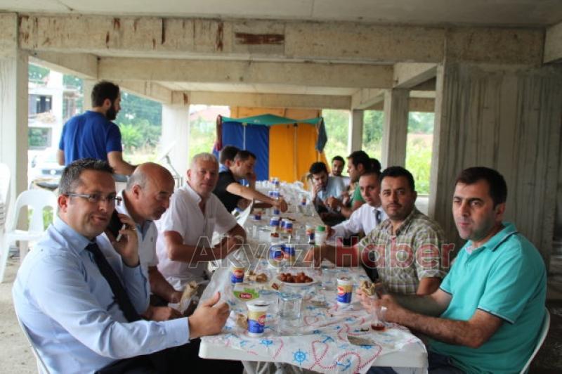 Rabia Evlerinde Yemek Ziyafeti