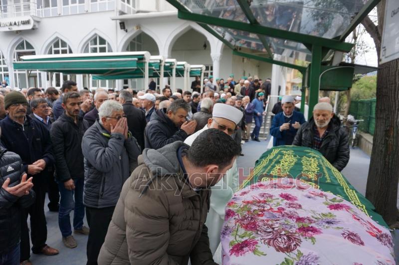 Rabia Mestan Dualarla Defnedildi