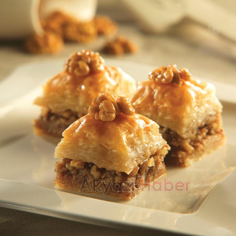 RAMAZAN AYINDA TATLICINIZ GAZİANTEPLİ BAKLAVACIOĞLU