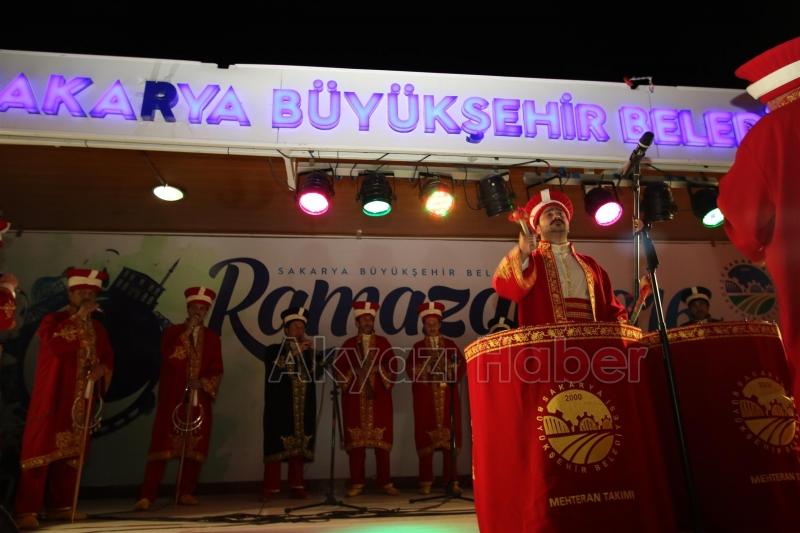  RAMAZAN ETKİNLİKLERİ MOBİL TIRINA AKYAZIDAN BÜYÜK İLGİ