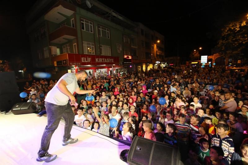  RAMAZAN ETKİNLİKLERİ MOBİL TIRINA AKYAZIDAN BÜYÜK İLGİ