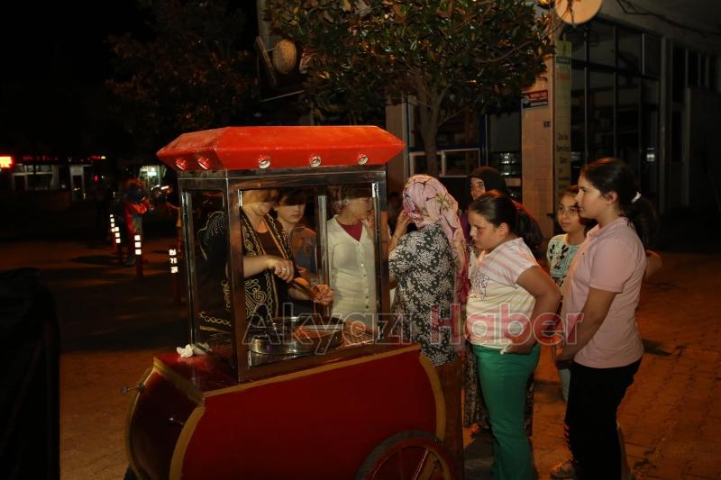  RAMAZAN ETKİNLİKLERİ MOBİL TIRINA AKYAZIDAN BÜYÜK İLGİ