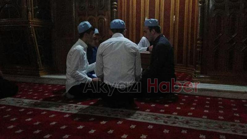 Regaip Kandil Gecesi Dualarla İhya Edildi