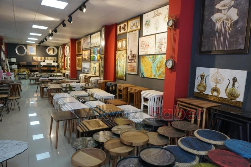 Reha Konseptte Masa Alana Önlük Hediye