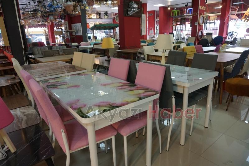 Reha Konseptte Masa Alana Önlük Hediye