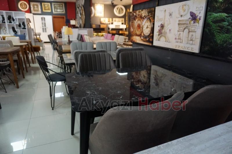 Reha Konseptte Masa Alana Önlük Hediye