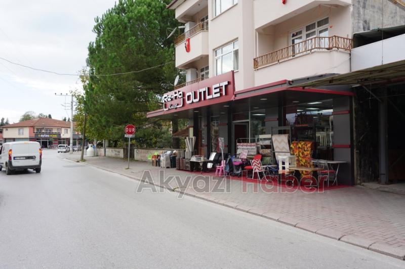 Reha Konseptte Masa Alana Önlük Hediye