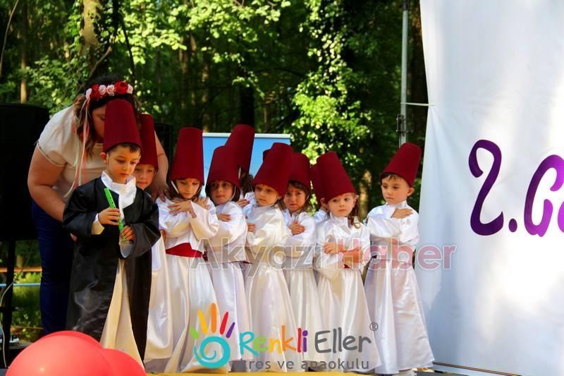 Renkli Eller 2nci Geleneksel Aile Şenlikleri Yapıldı