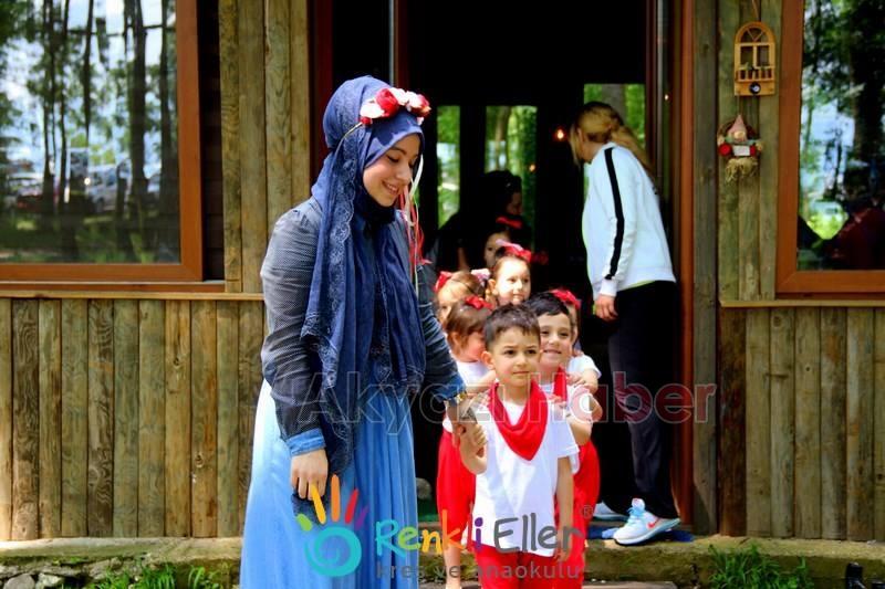 Renkli Eller 2nci Geleneksel Aile Şenlikleri Yapıldı