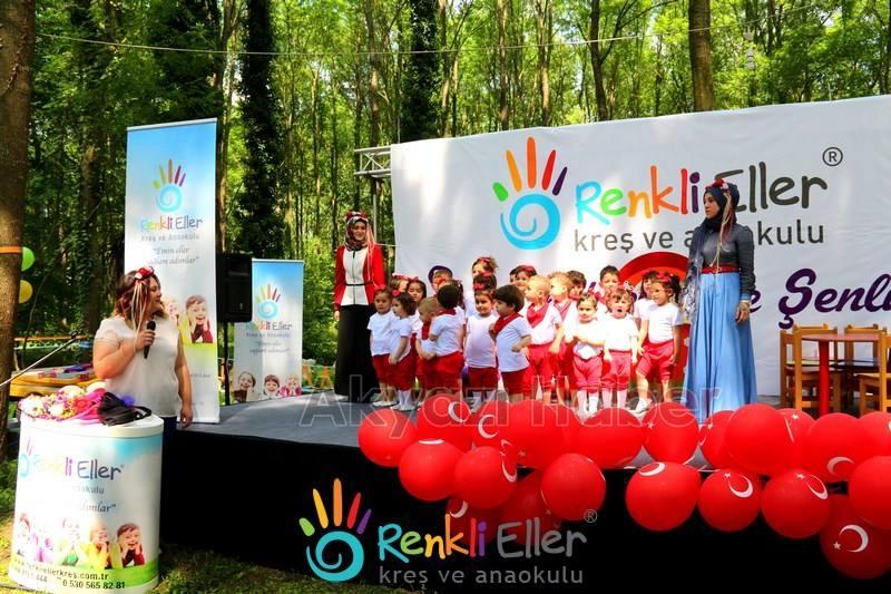 Renkli Eller 2nci Geleneksel Aile Şenlikleri Yapıldı