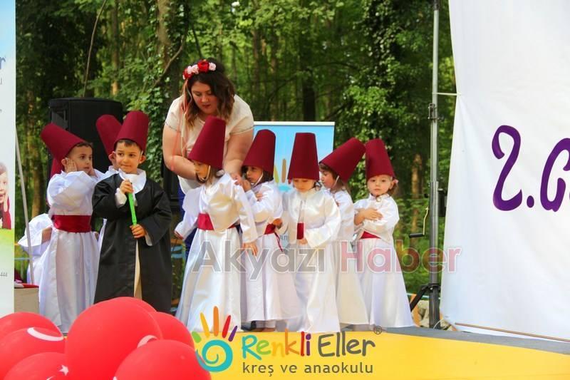 Renkli Eller 2nci Geleneksel Aile Şenlikleri Yapıldı