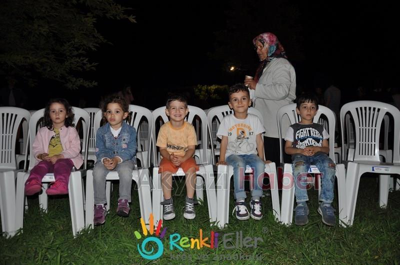 Renkli Eller Kreş Ailesi İftar Sofrasında Buluştu