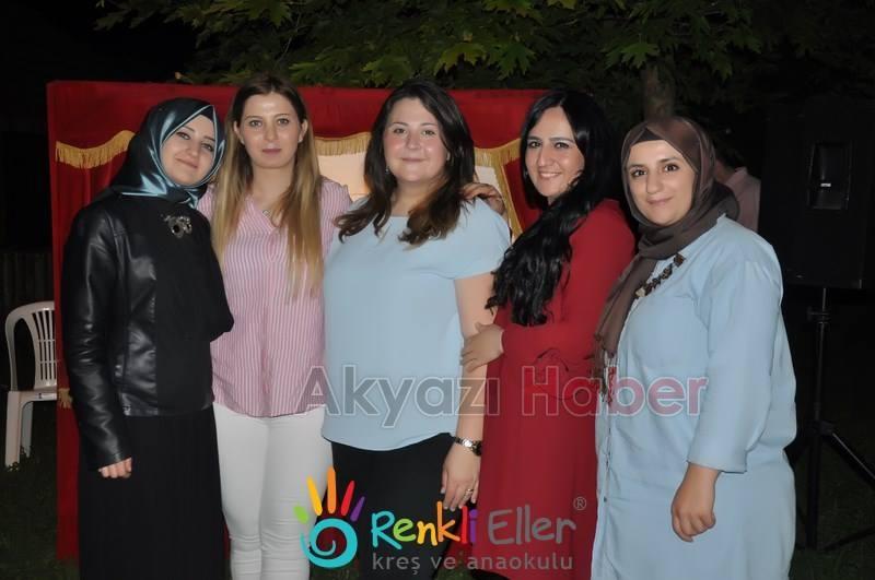 Renkli Eller Kreş Ailesi İftar Sofrasında Buluştu