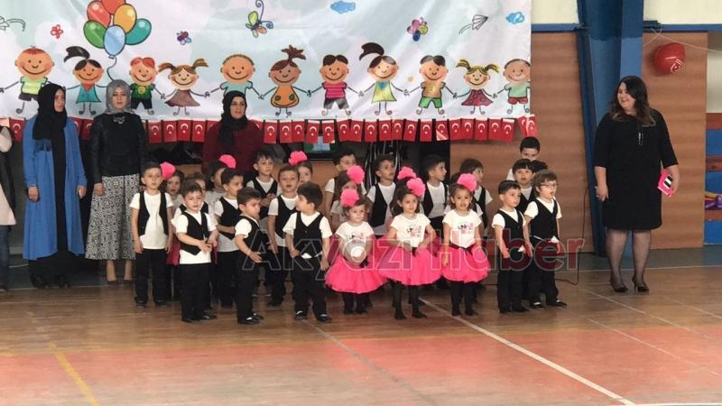 Renkli Eller Kreş ve Anaokulu Öğrencilerinin 23 Nisan Çoşkusu