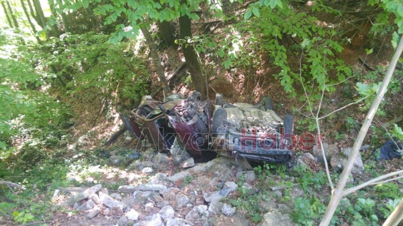 Reşadiye Yolunda  İkinci Otomobil Aynı Uçuruma Uçtu