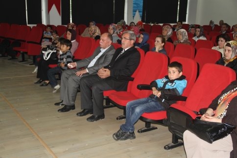 Akyazı Belediyesi ,KOSGEB ve ATSO Girişimci bayanlarla toplantıda bir araya geldi