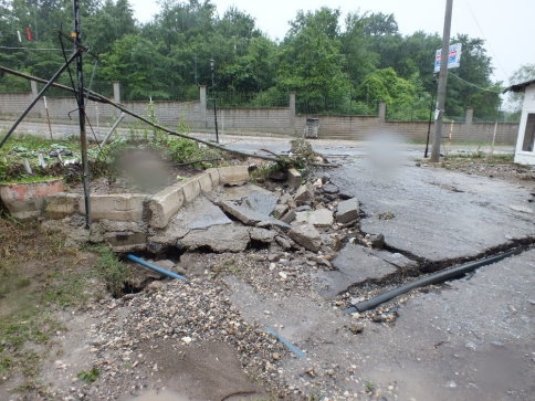 Kuzuluk Sular Altında