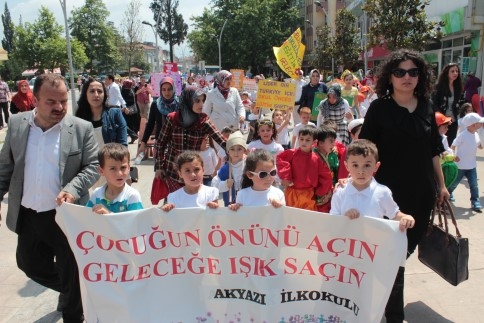 İlçe Merkezinde Renkli Görüntüler 