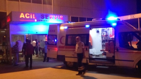 Düğünde Silahla Vurularak Yaralandı