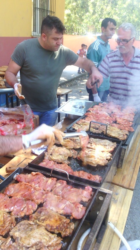 Küçücek Ortaokulu'nda Mangal Keyfi