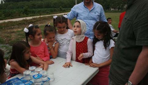 Dünya Yetimleri Alaağaç'ta Ağırlandı