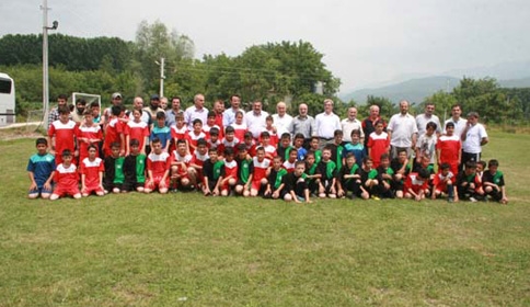 Dünya Yetimleri Alaağaç'ta Ağırlandı